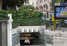 いきなり時間できそー! Sevres-Babylone駅