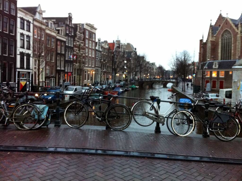 アムステルダムの街角