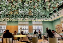 『ティファニーで朝食を』ならぬアフタヌーンティーを